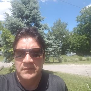 Meet your Posher, Cesar